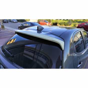Becquet de toit pour Toyota Yaris (P21) 2020- (PU)
