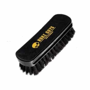 Brosse ergonomique en crin de cheval Nuke Guys, moyenne