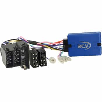 SWI Iveco Daily VI 2014-2018 avec navi OEM, amplificateur et prise ISO, la fonction caméra reste