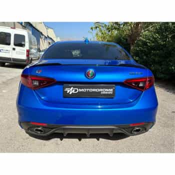 Lèvre de spoiler arrière sur mesure pour Alfa Romeo Giulia 2015- (PU)