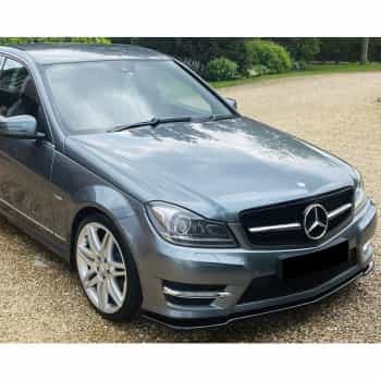 Becquet avant unidirectionnel pour Mercedes Classe C W204 AMG-Line Facelift 2011-2014 - Noir brillant