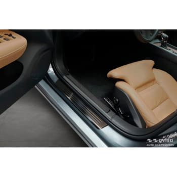 Seuils de porte en acier inoxydable noirs sur mesure pour Volvo S60 III & V60 II 2018 - - 'Lines' - 4 pièce