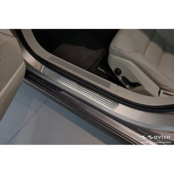 Seuils de porte en acier inoxydable sur mesure pour Volvo V90 & V90 Cross Country 2016 - - 'Lines' - 4 pièc
