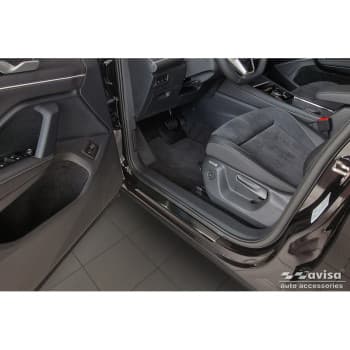 Seuils de porte en acier inoxydable noirs sur mesure pour Volkswagen Tiguan III (CT1) 2024- - 'Lines' - 4 pièce
