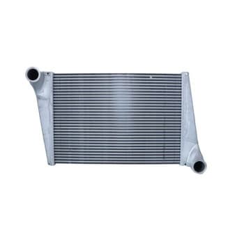 Refroidisseur intermédiaire, refroidisseur d'air de suralimentation